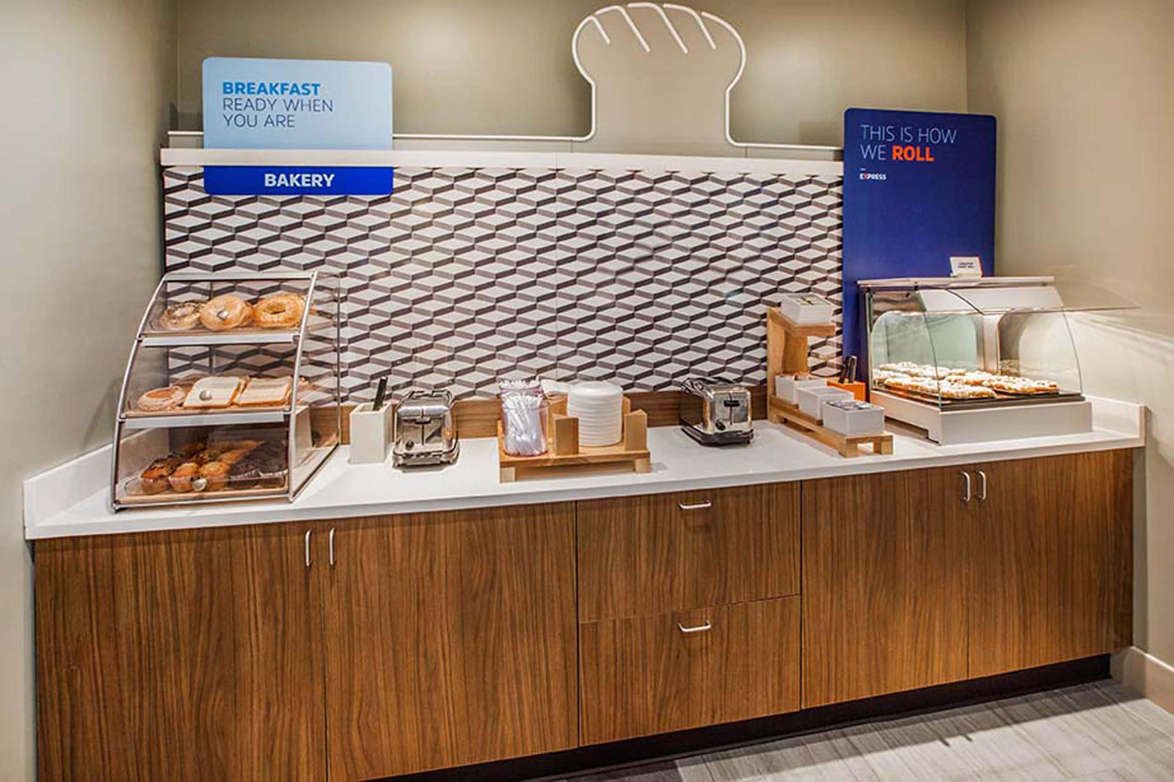 Holiday Inn Express - Auburn Hills South By Ihg Extérieur photo